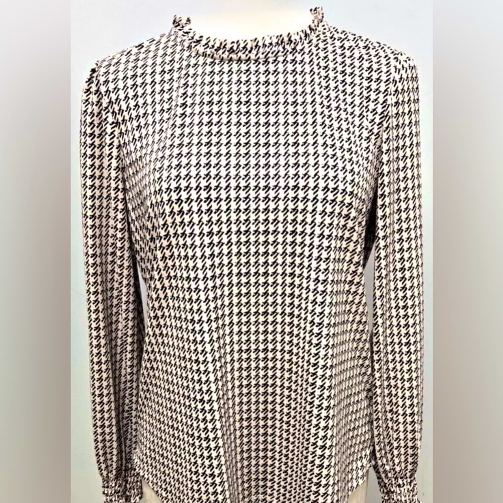 Adrianna Papell Houndstooth  Long Sleeve Blouse